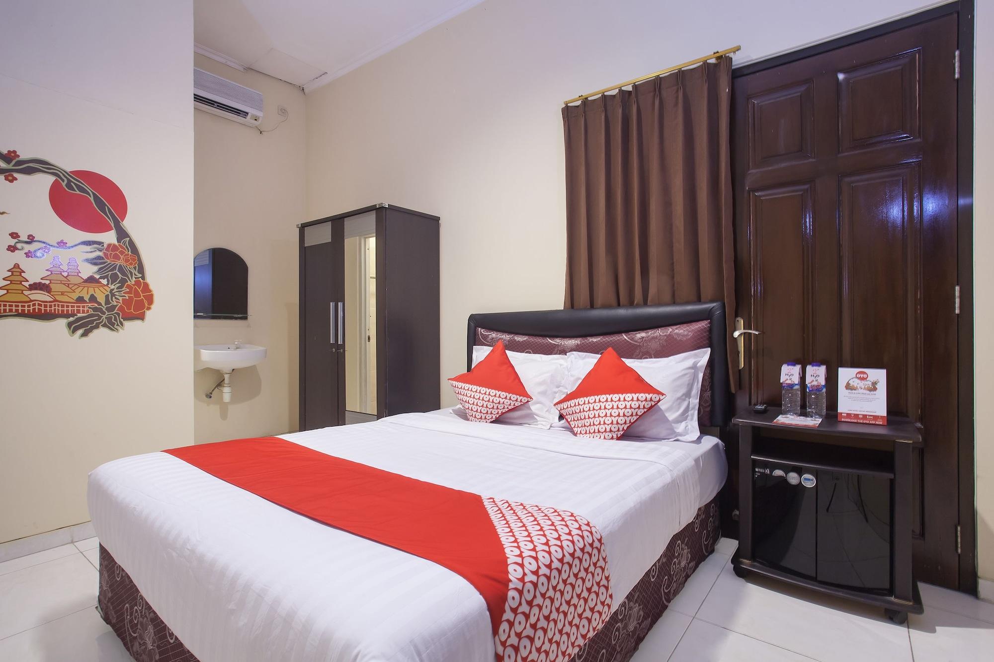 Reddoorz At Graha 99 Simomulyo Surabaya Exterior foto