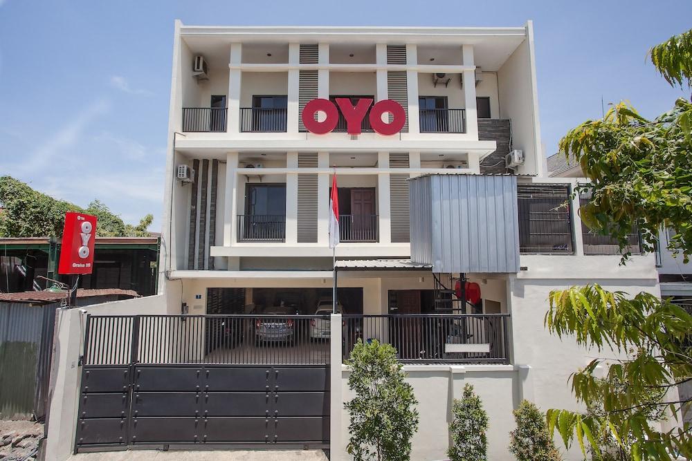 Reddoorz At Graha 99 Simomulyo Surabaya Exterior foto